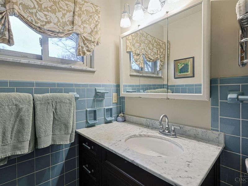 9856 Knollbrook Terrace, Montgomery, OH 45242 Photo 25