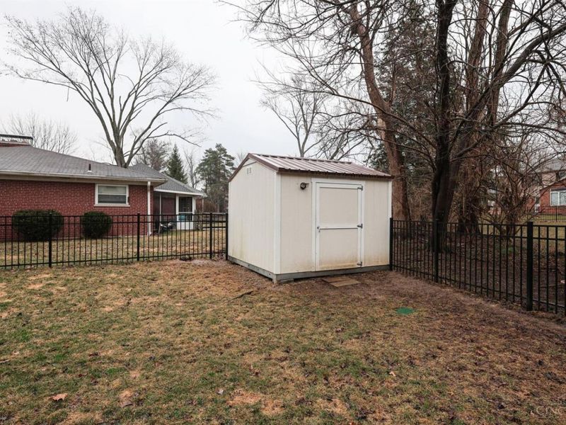 9856 Knollbrook Terrace, Montgomery, OH 45242 Photo 40