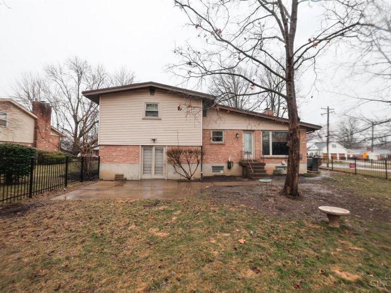 9856 Knollbrook Terrace, Montgomery, OH 45242 Photo 41