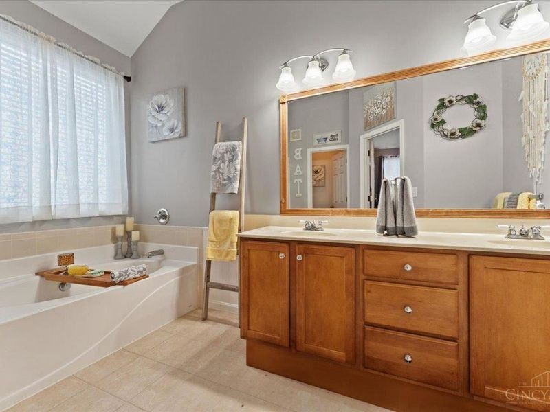 4074 Woodsly Drive, Union Twp, OH 45103 Photo 22