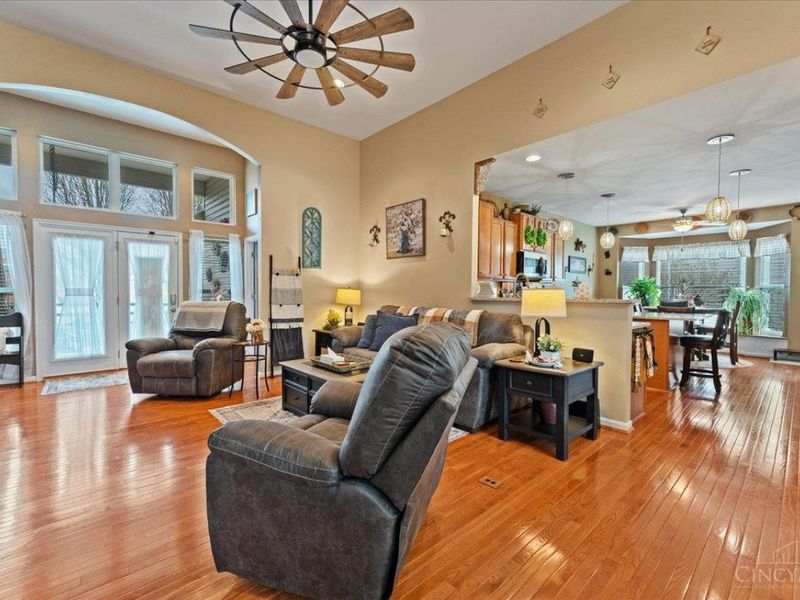 4074 Woodsly Drive, Union Twp, OH 45103 Photo 6