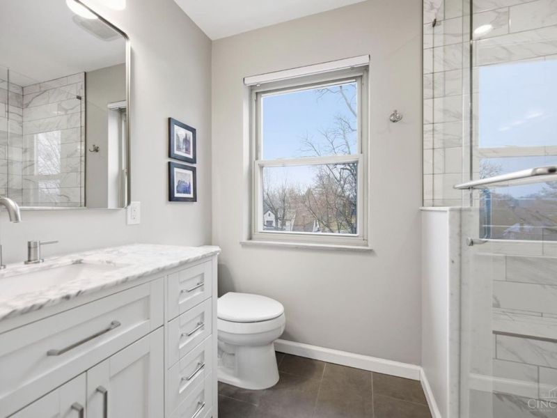 6512 Blue Ridge Avenue, Columbia Twp, OH 45213 Photo 23