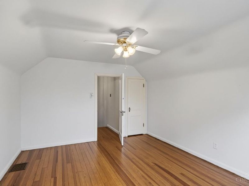 3830 Drakewood Drive, Cincinnati, OH 45209 Photo 21