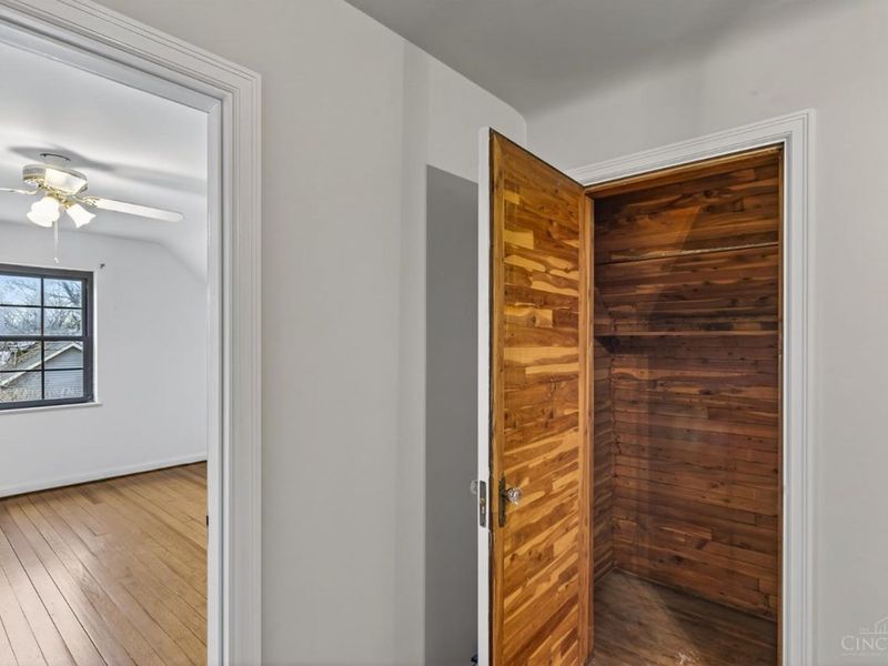 3830 Drakewood Drive, Cincinnati, OH 45209 Photo 22