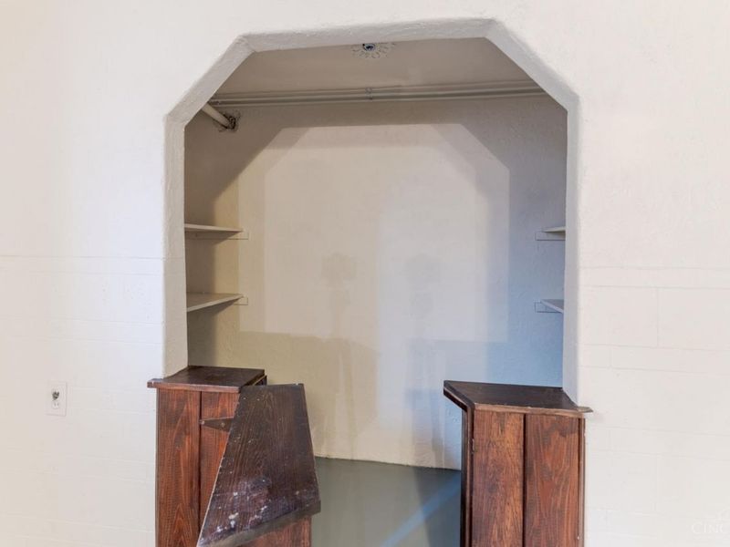 3830 Drakewood Drive, Cincinnati, OH 45209 Photo 25