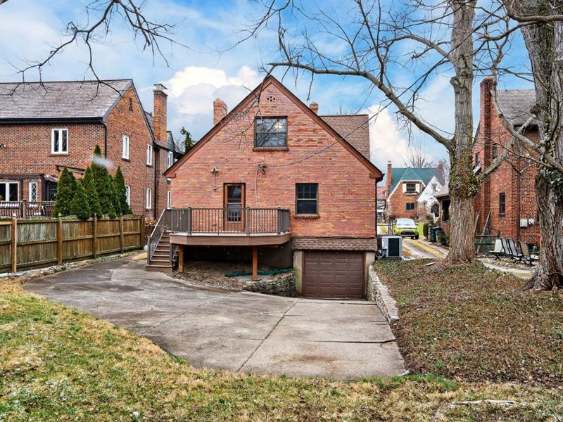 3830 Drakewood Drive, Cincinnati, OH 45209 Photo 34