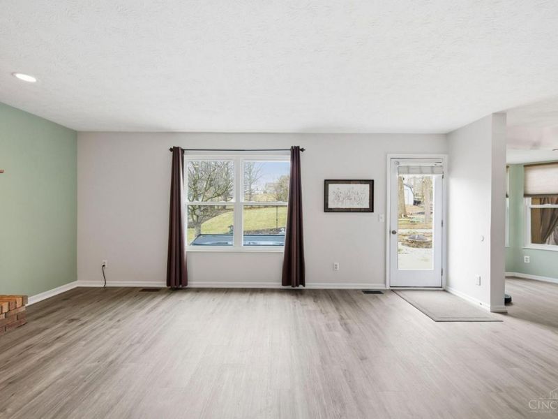 6258 Chablis Drive, Liberty Township, OH 45011 Photo 8