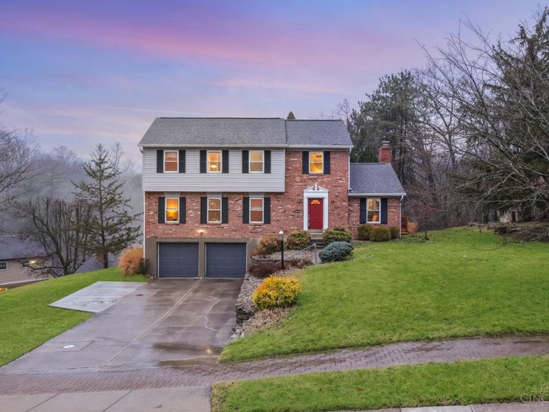 7822 Shadowhill Way, Montgomery, OH 45242 Photo 2