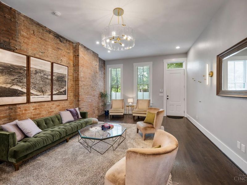 120 W Fourteenth Street, Cincinnati, OH 45202 Photo 4