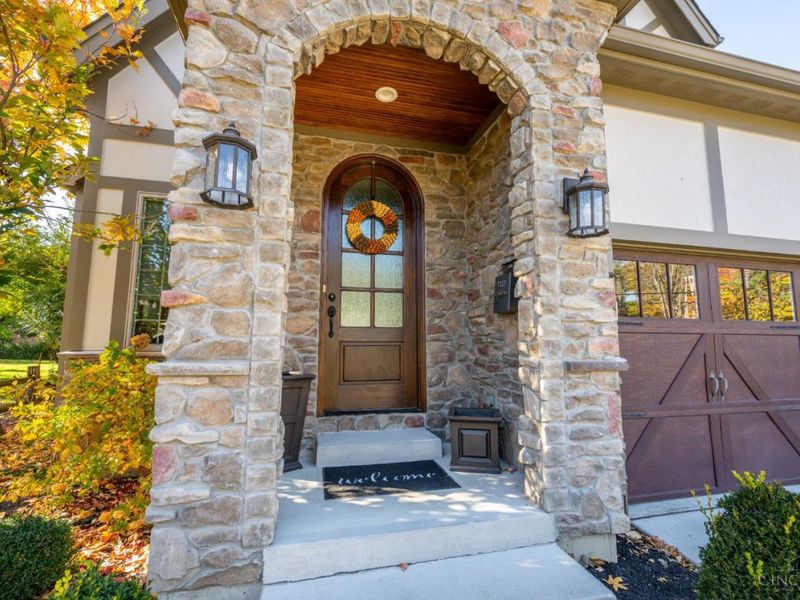 7321 Hosbrook Road, Sycamore Township, OH 45243 Photo 5