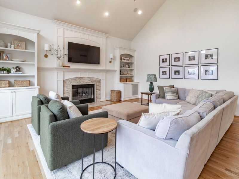 790 Cedar Drive, Miami Twp, OH 45140 Photo 12