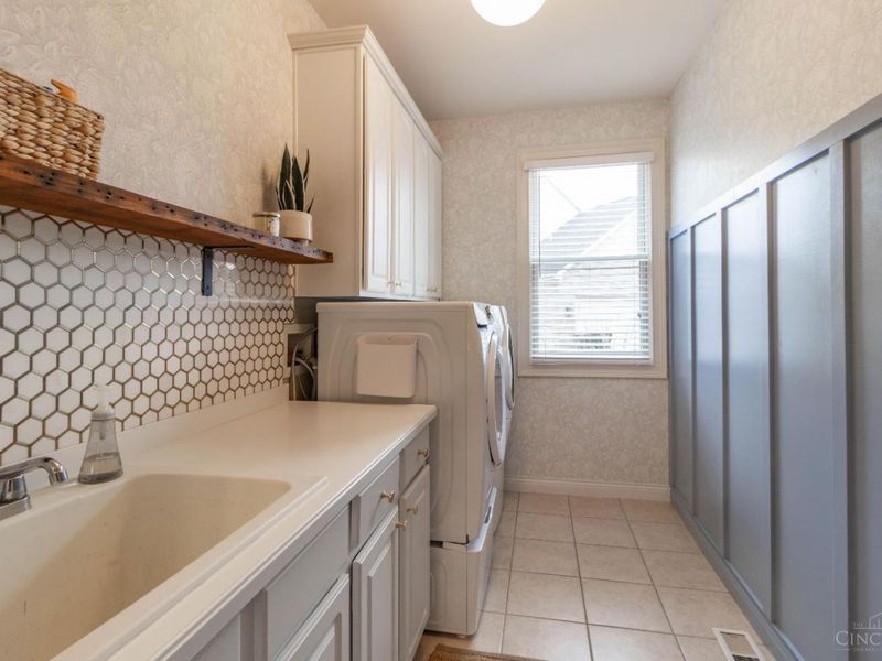 790 Cedar Drive, Miami Twp, OH 45140 Photo 18