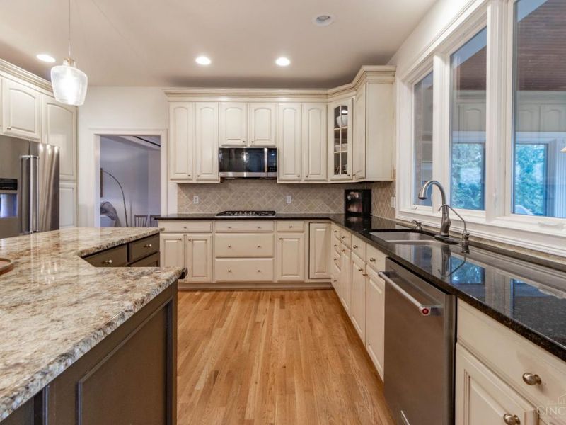 790 Cedar Drive, Miami Twp, OH 45140 Photo 22