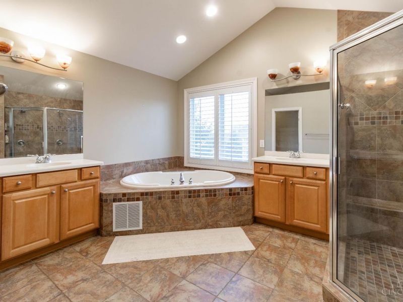 790 Cedar Drive, Miami Twp, OH 45140 Photo 36