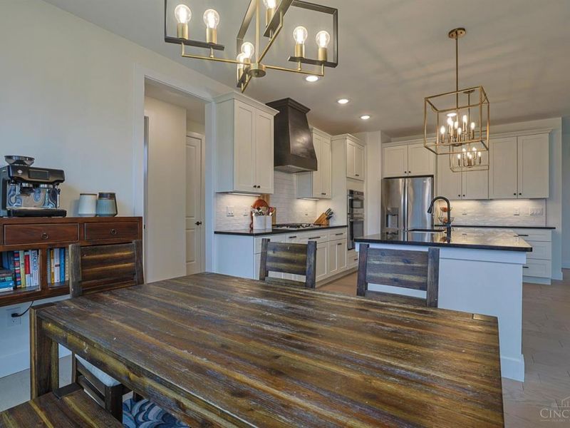 4737 Alpine Avenue, Blue Ash, OH 45242 Photo 12