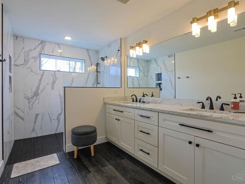 4737 Alpine Avenue, Blue Ash, OH 45242 Photo 25