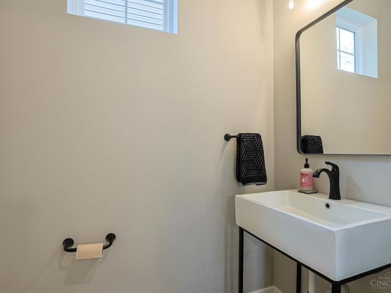 4737 Alpine Avenue, Blue Ash, OH 45242 Photo 37