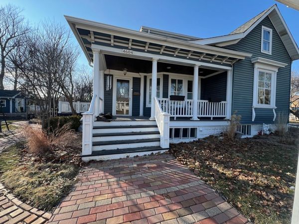 4604 Fairview Avenue, Downers Grove, IL 60515