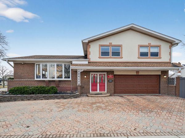 1000 S Na Wa Ta Avenue , Mount Prospect, IL 60056