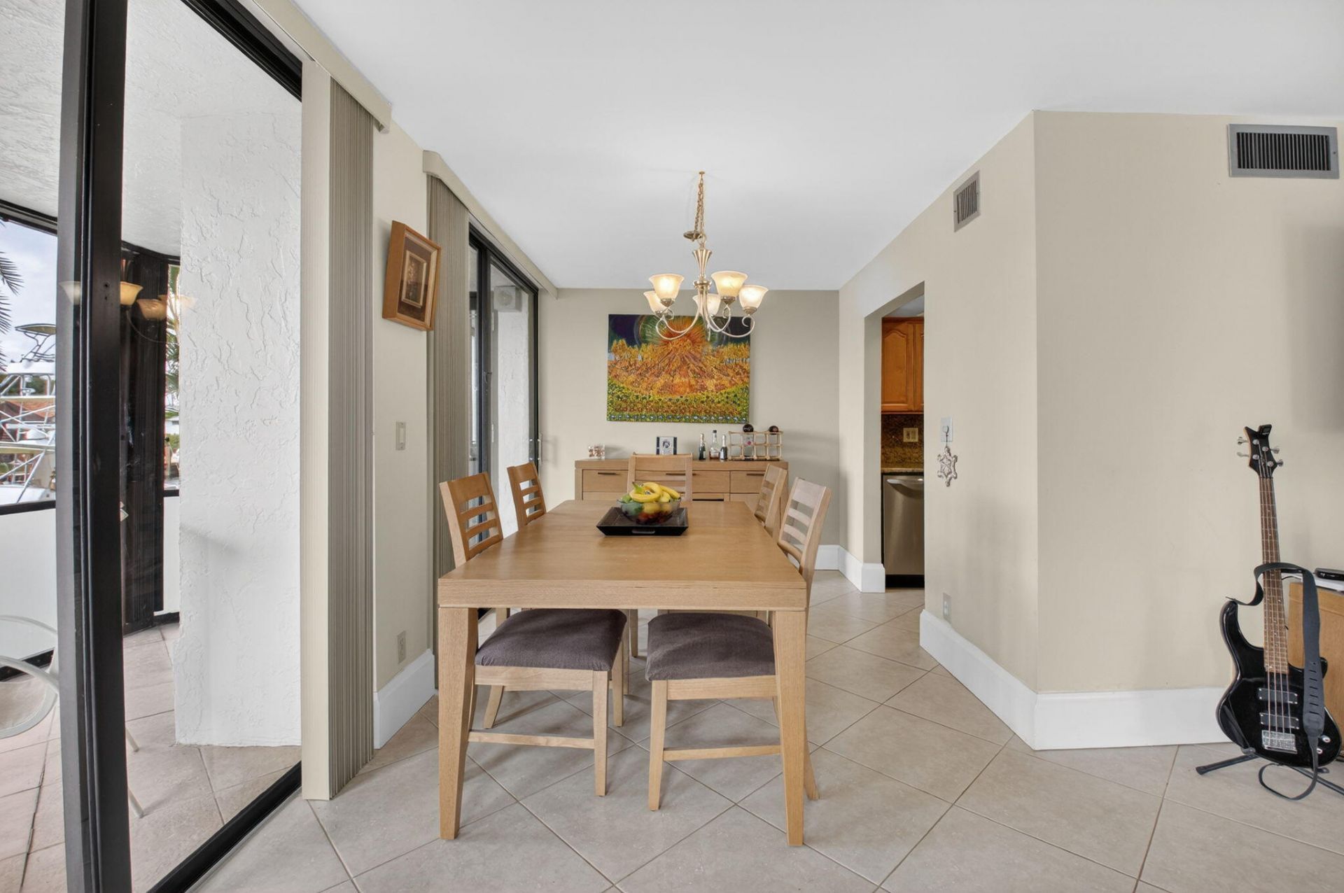 800 Jeffery Street, Unit 111, Boca Raton, FL 33487 Photo