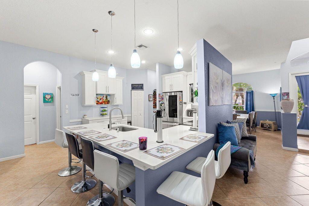 662 SW Dwight Avenue, Port Saint Lucie, FL 34983 Photo