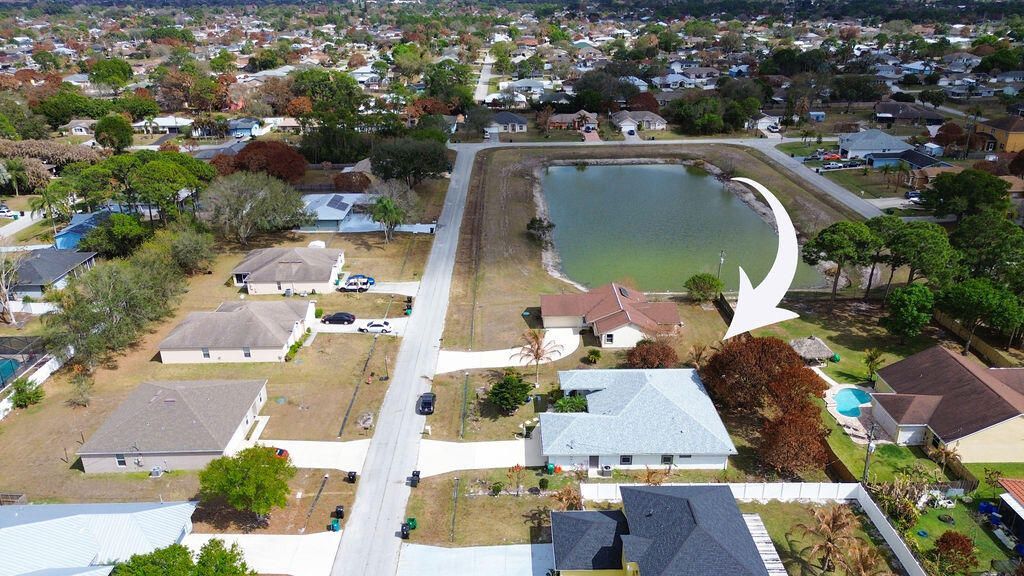 662 SW Dwight Avenue, Port Saint Lucie, FL 34983 Photo