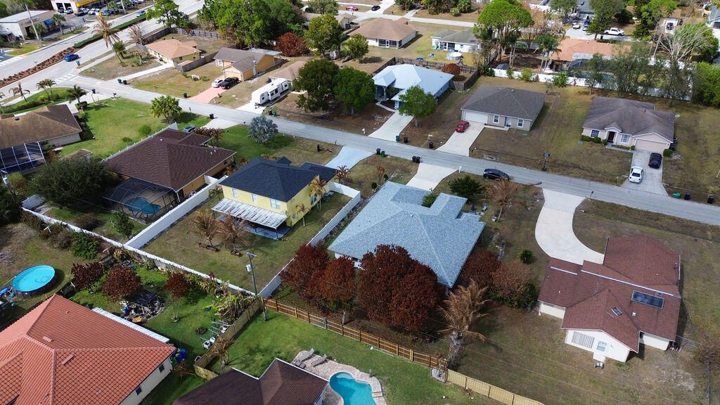 662 SW Dwight Avenue, Port Saint Lucie, FL 34983 Photo