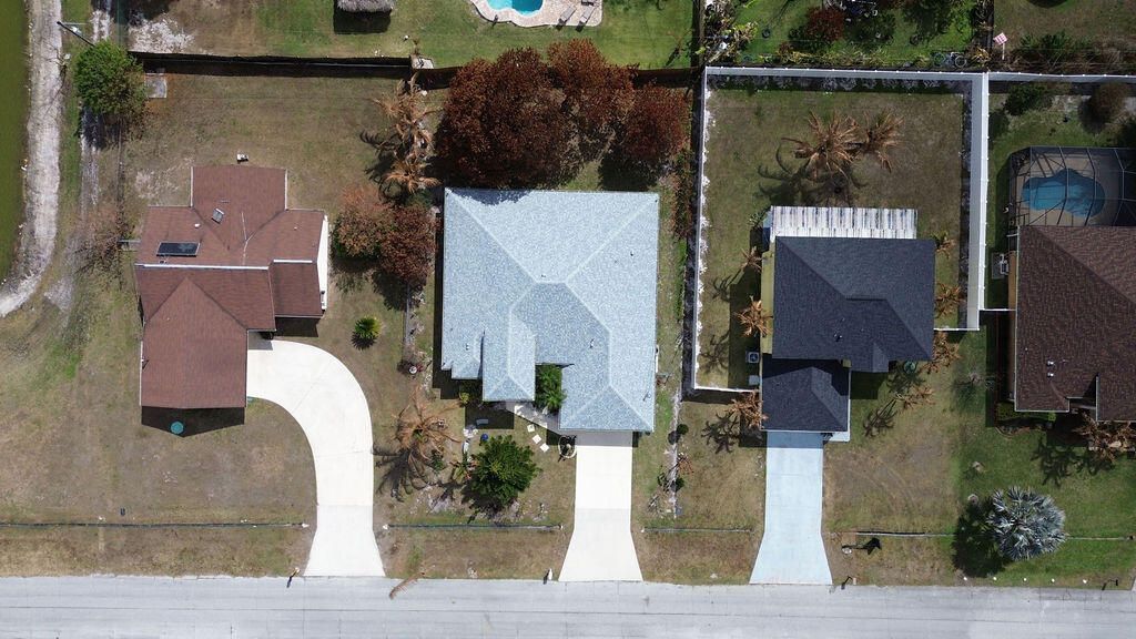 662 SW Dwight Avenue, Port Saint Lucie, FL 34983 Photo