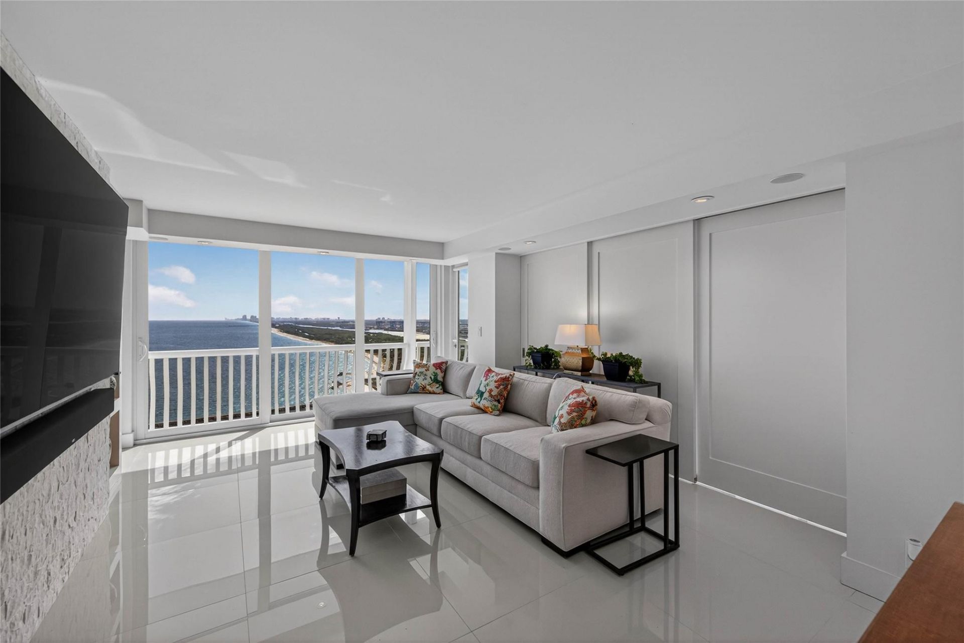 2200 S Ocean Lane, Unit 2701-02, Fort Lauderdale, FL 33316 Photo