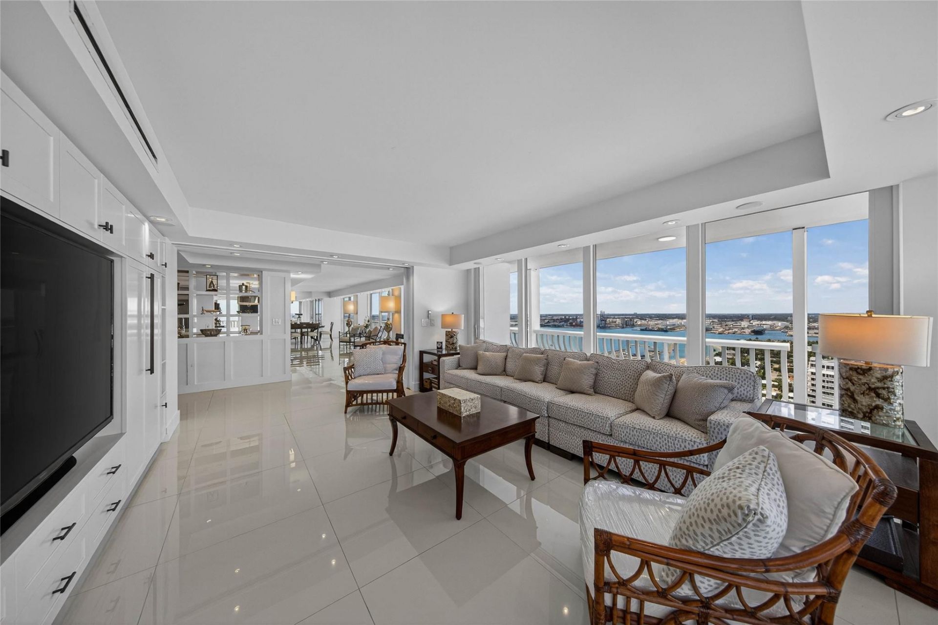 2200 S Ocean Lane, Unit 2701-02, Fort Lauderdale, FL 33316 Photo