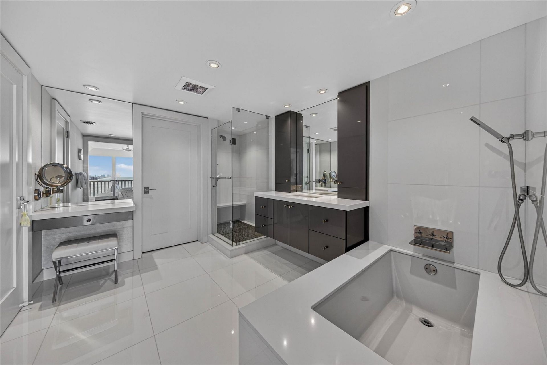 2200 S Ocean Lane, Unit 2701-02, Fort Lauderdale, FL 33316 Photo