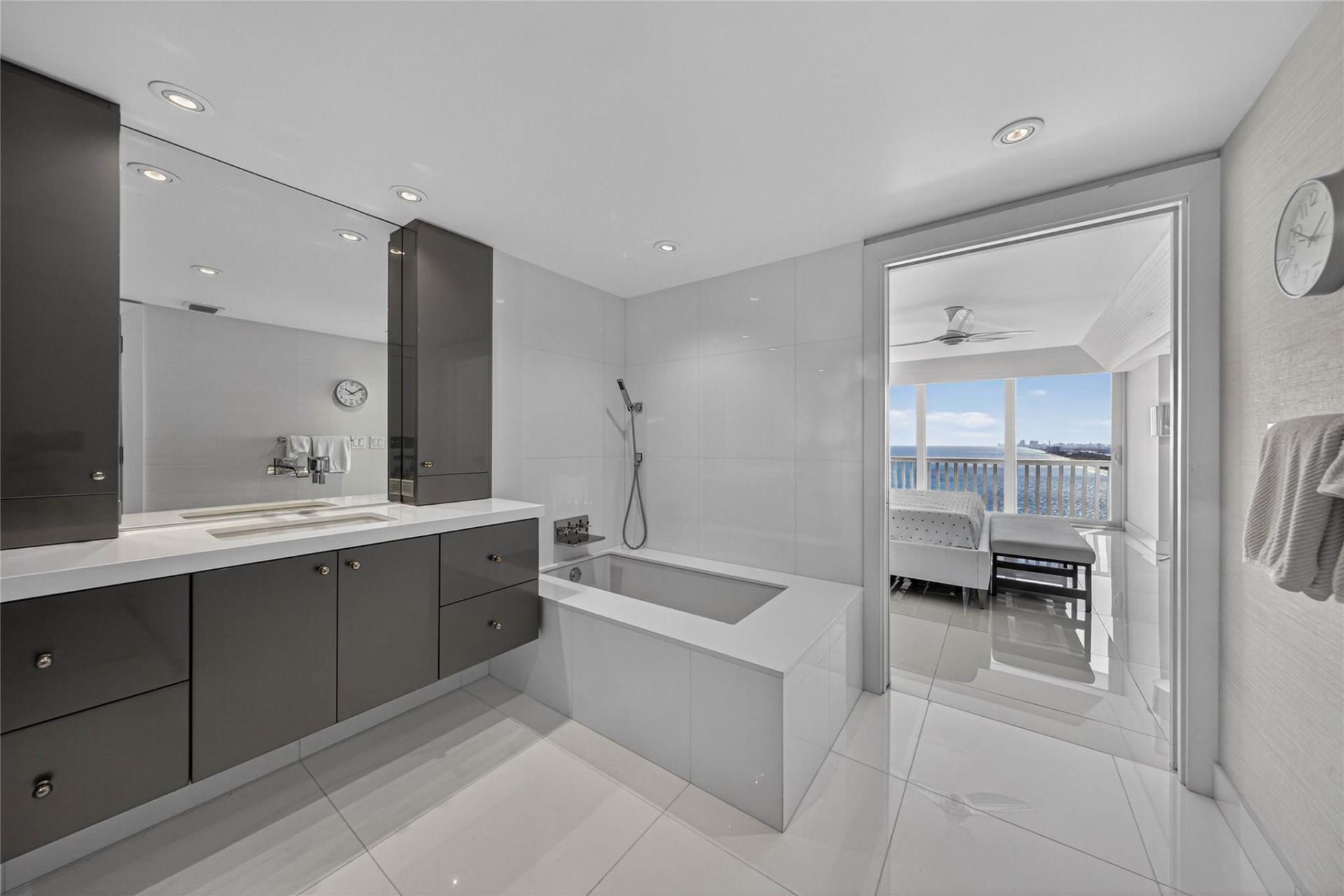 2200 S Ocean Lane, Unit 2701-02, Fort Lauderdale, FL 33316 Photo