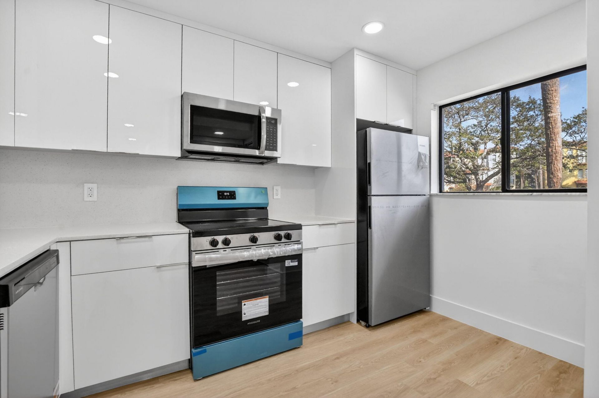 400 W Hidden Valley Boulevard, Unit 406, Boca Raton, FL 33487 Photo