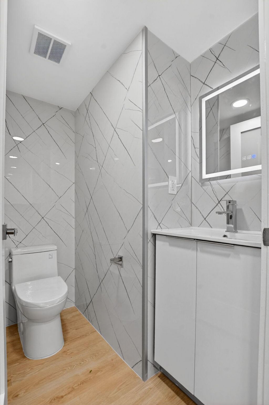 400 W Hidden Valley Boulevard, Unit 406, Boca Raton, FL 33487 Photo