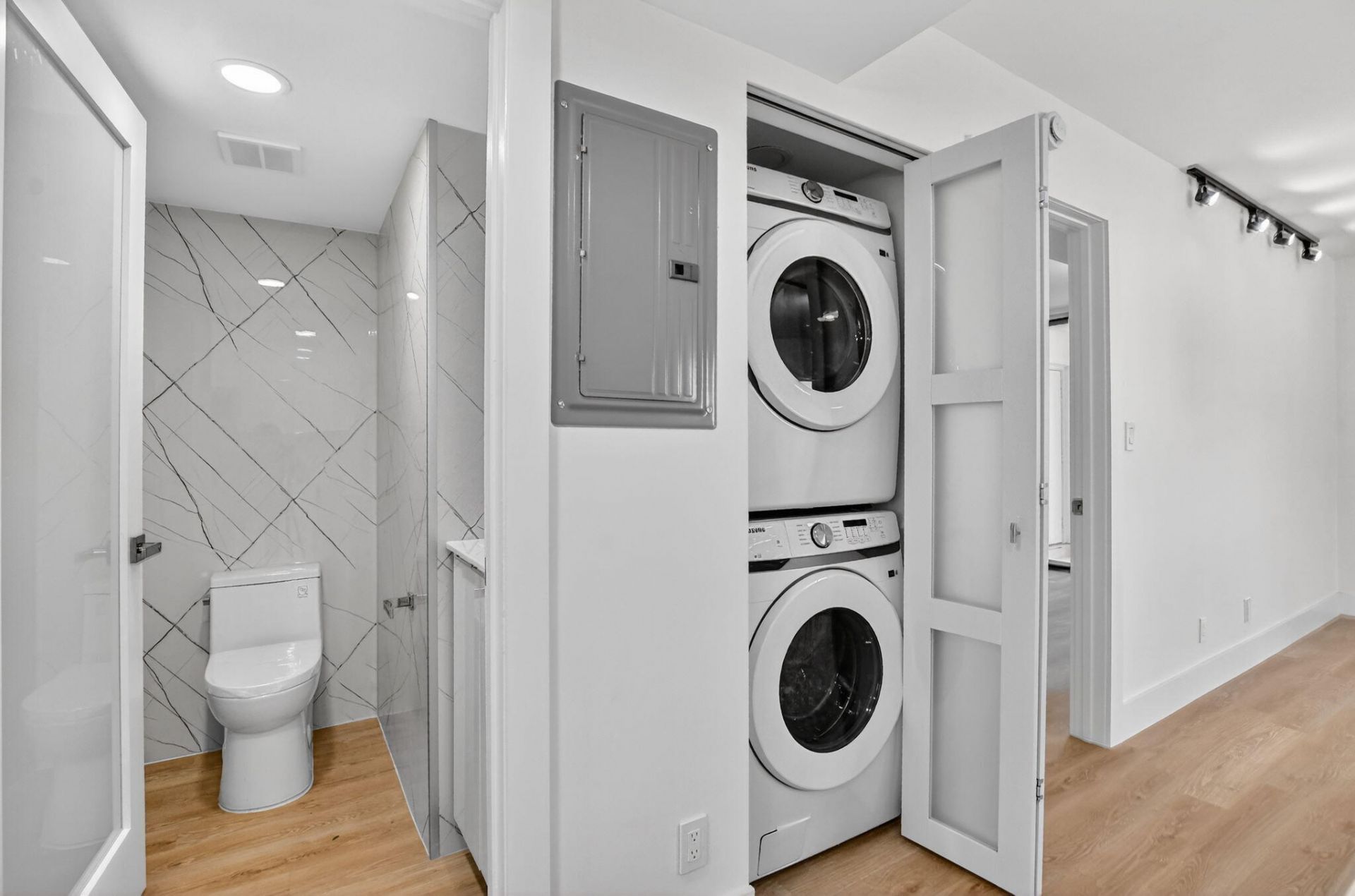 400 W Hidden Valley Boulevard, Unit 406, Boca Raton, FL 33487 Photo