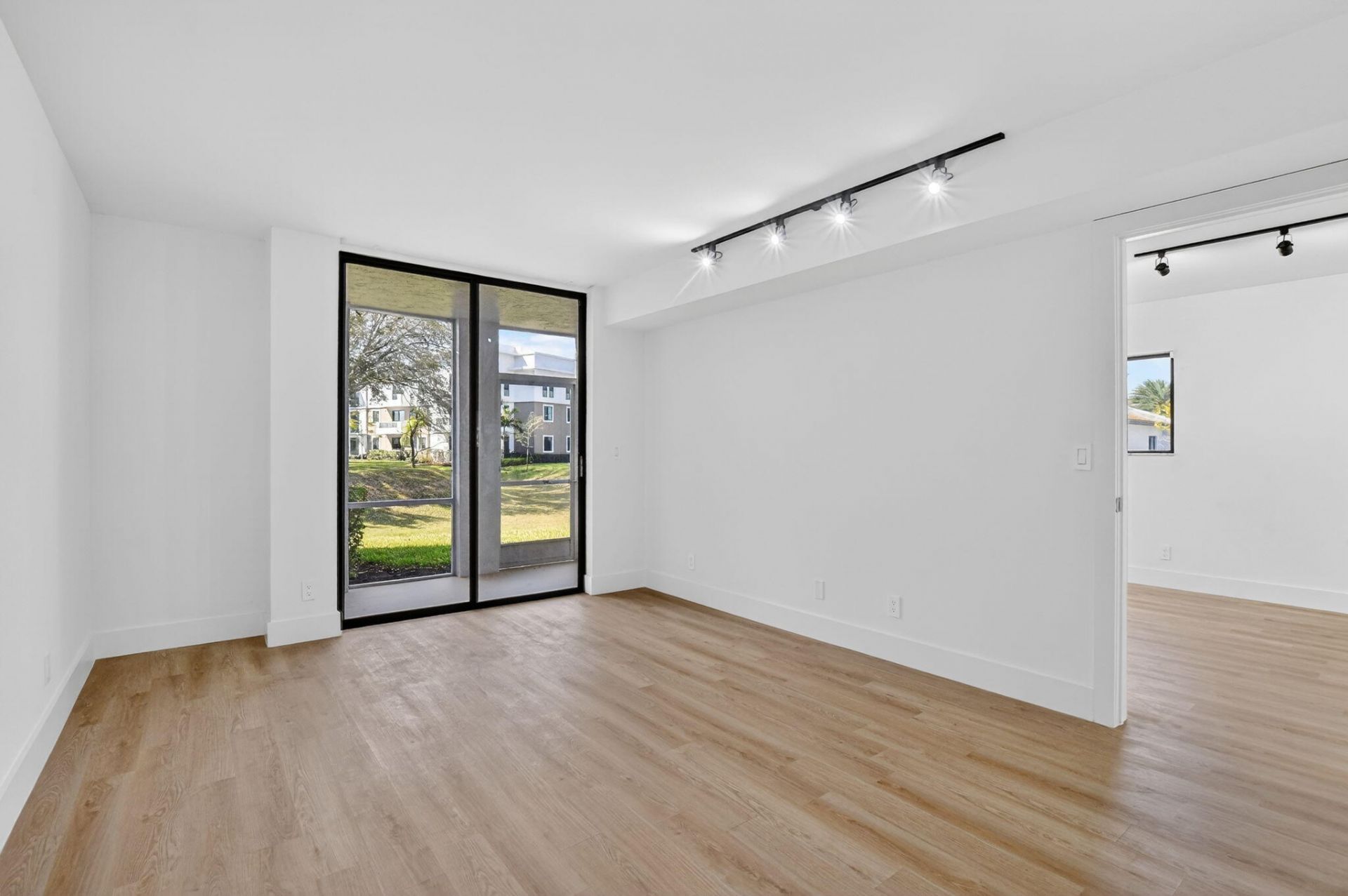 400 W Hidden Valley Boulevard, Unit 406, Boca Raton, FL 33487 Photo