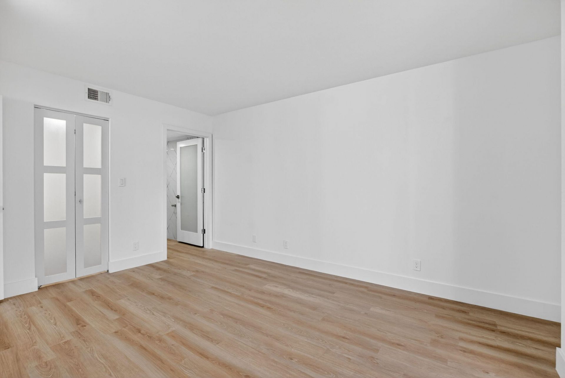 400 W Hidden Valley Boulevard, Unit 406, Boca Raton, FL 33487 Photo