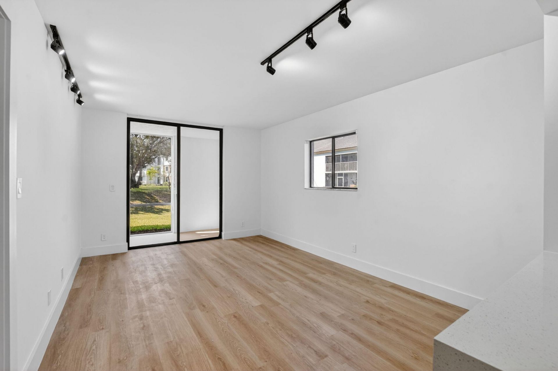 400 W Hidden Valley Boulevard, Unit 406, Boca Raton, FL 33487 Photo