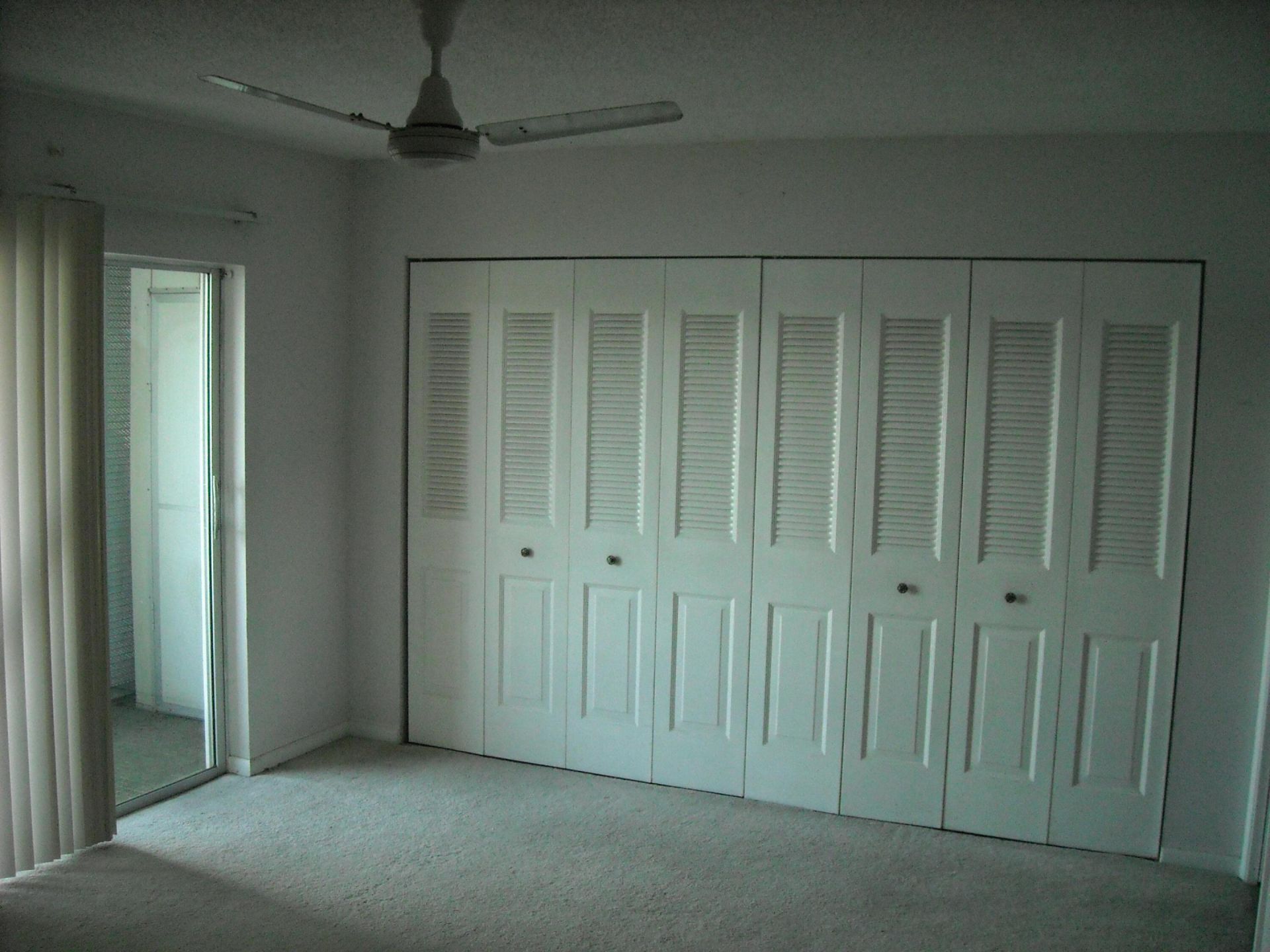 358 Chatham R, West Palm Beach, FL 33417 Photo