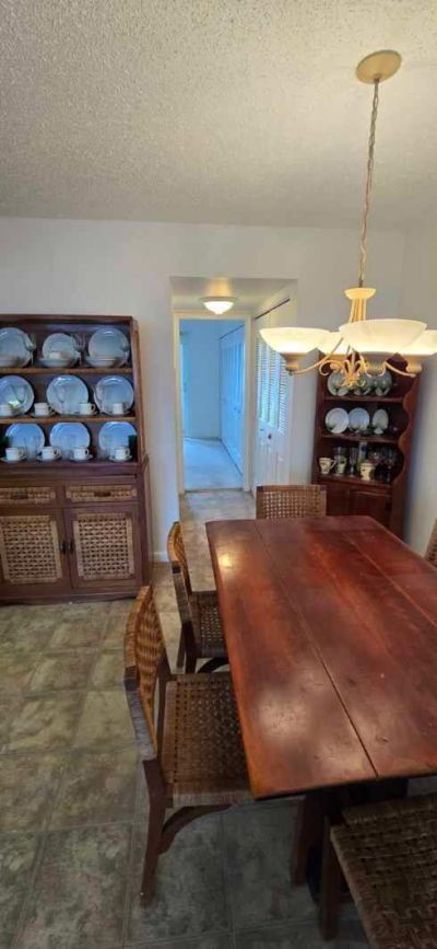 358 Chatham R, West Palm Beach, FL 33417 Photo