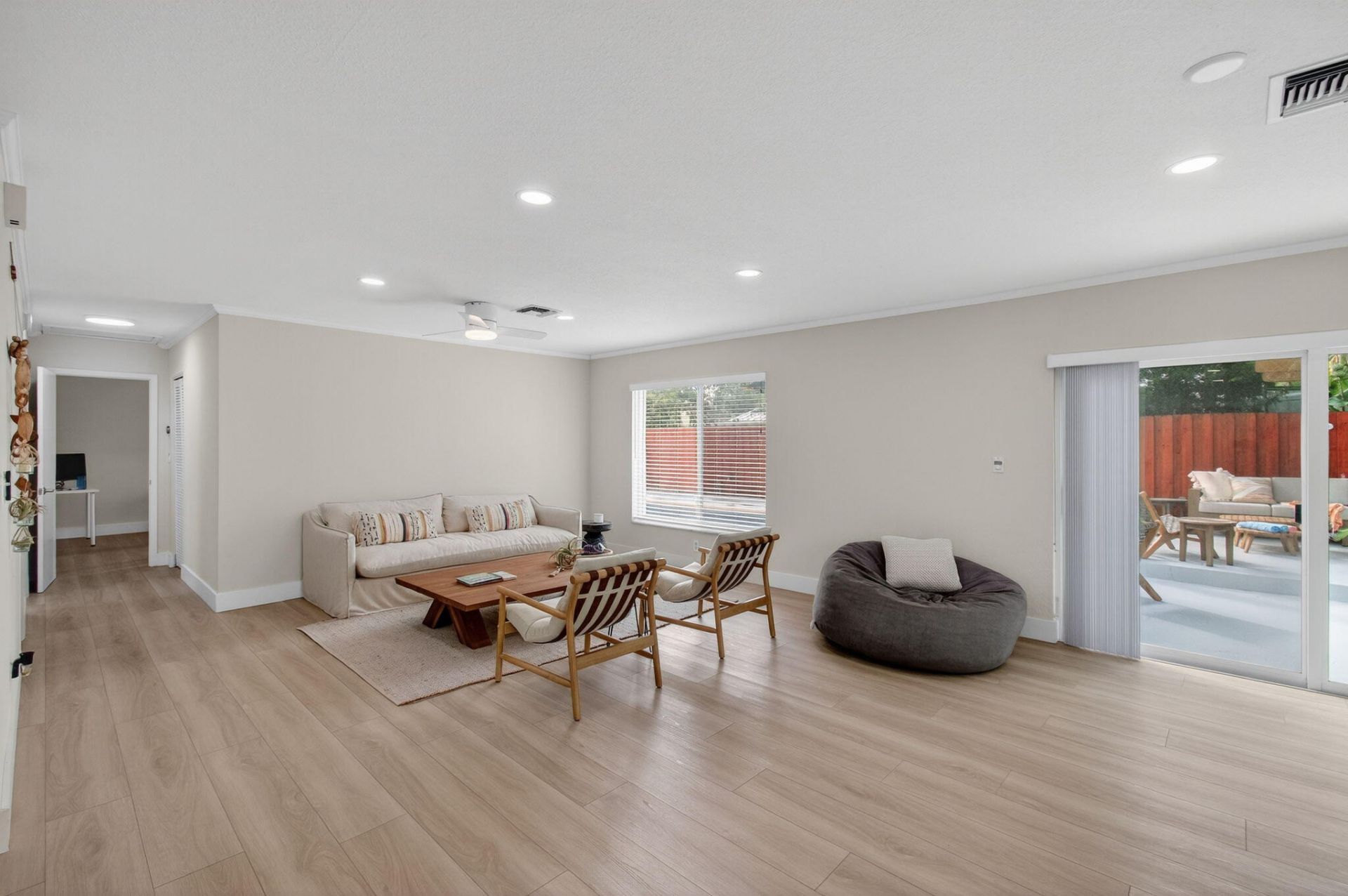 802 Mallard Drive, Delray Beach, FL 33444 Photo