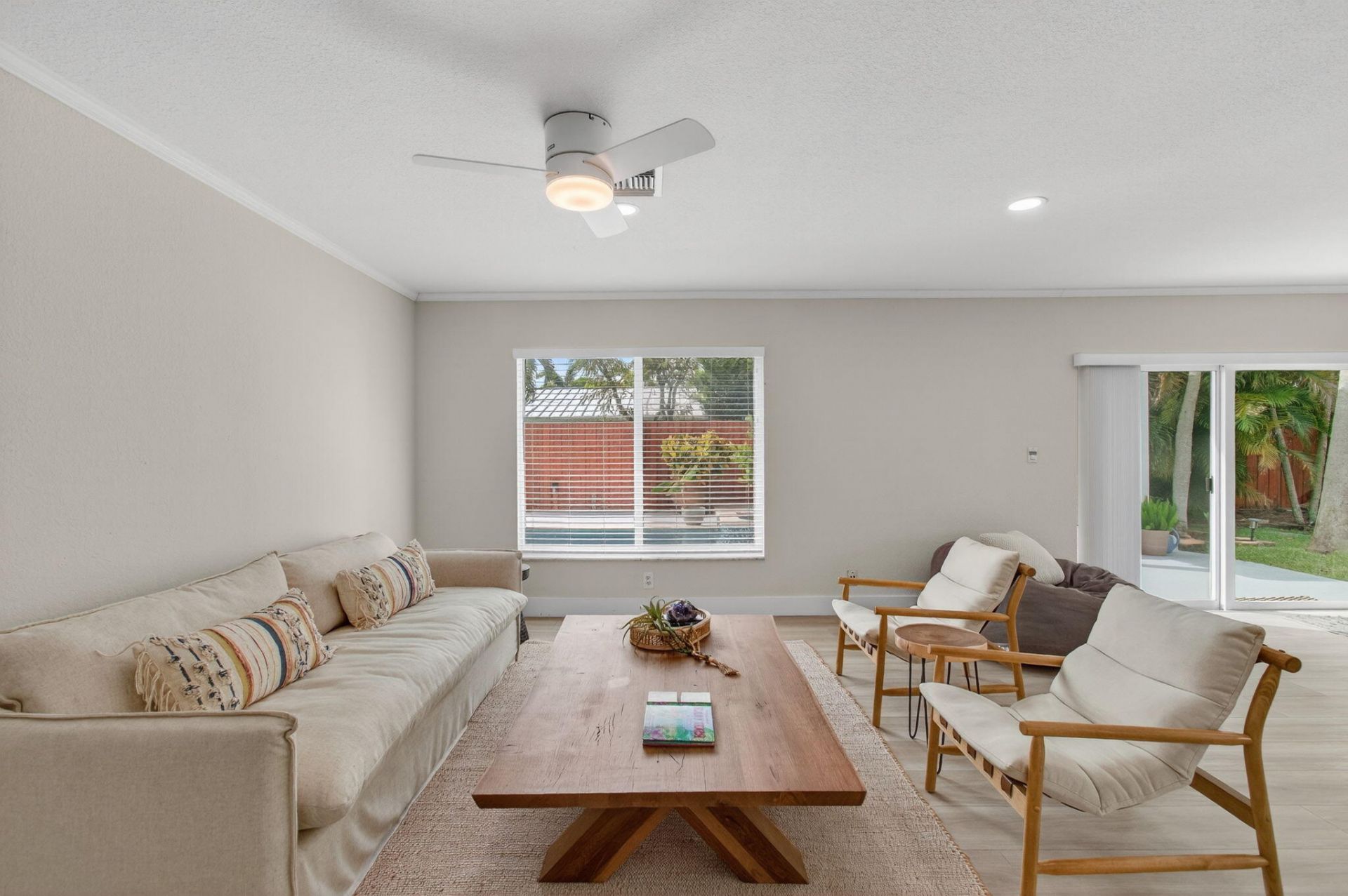 802 Mallard Drive, Delray Beach, FL 33444 Photo