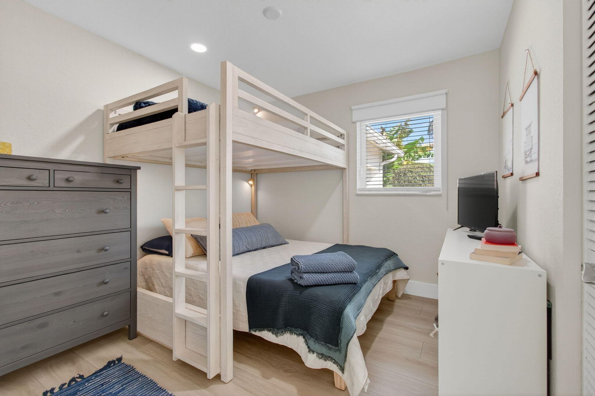 802 Mallard Drive, Delray Beach, FL 33444 Photo