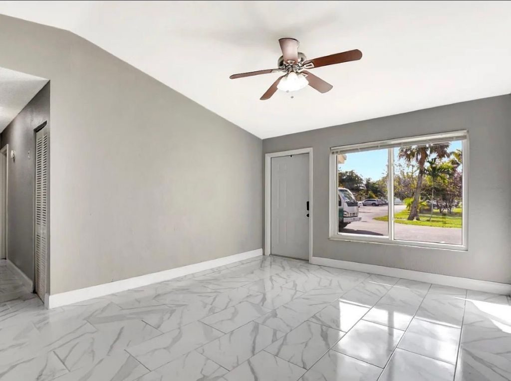 4679 W Martha Louise Dr, West Palm Beach, FL 33417 Photo