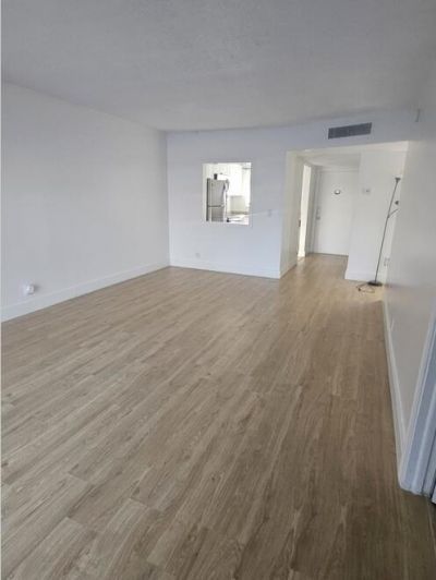 1630 Embassy Drive, Unit 105, West Palm Beach, FL 33401 Photo