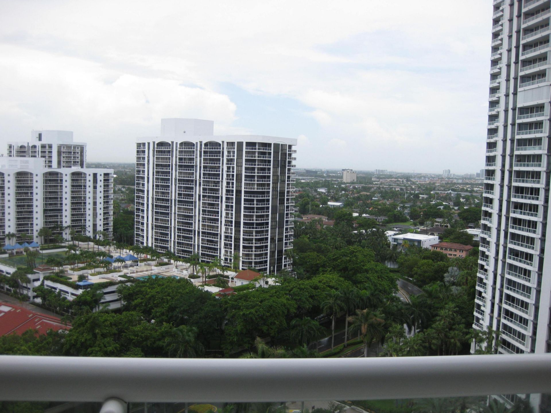 21055 Yacht Club Drive, Unit 1804, Aventura, FL 33180 Photo