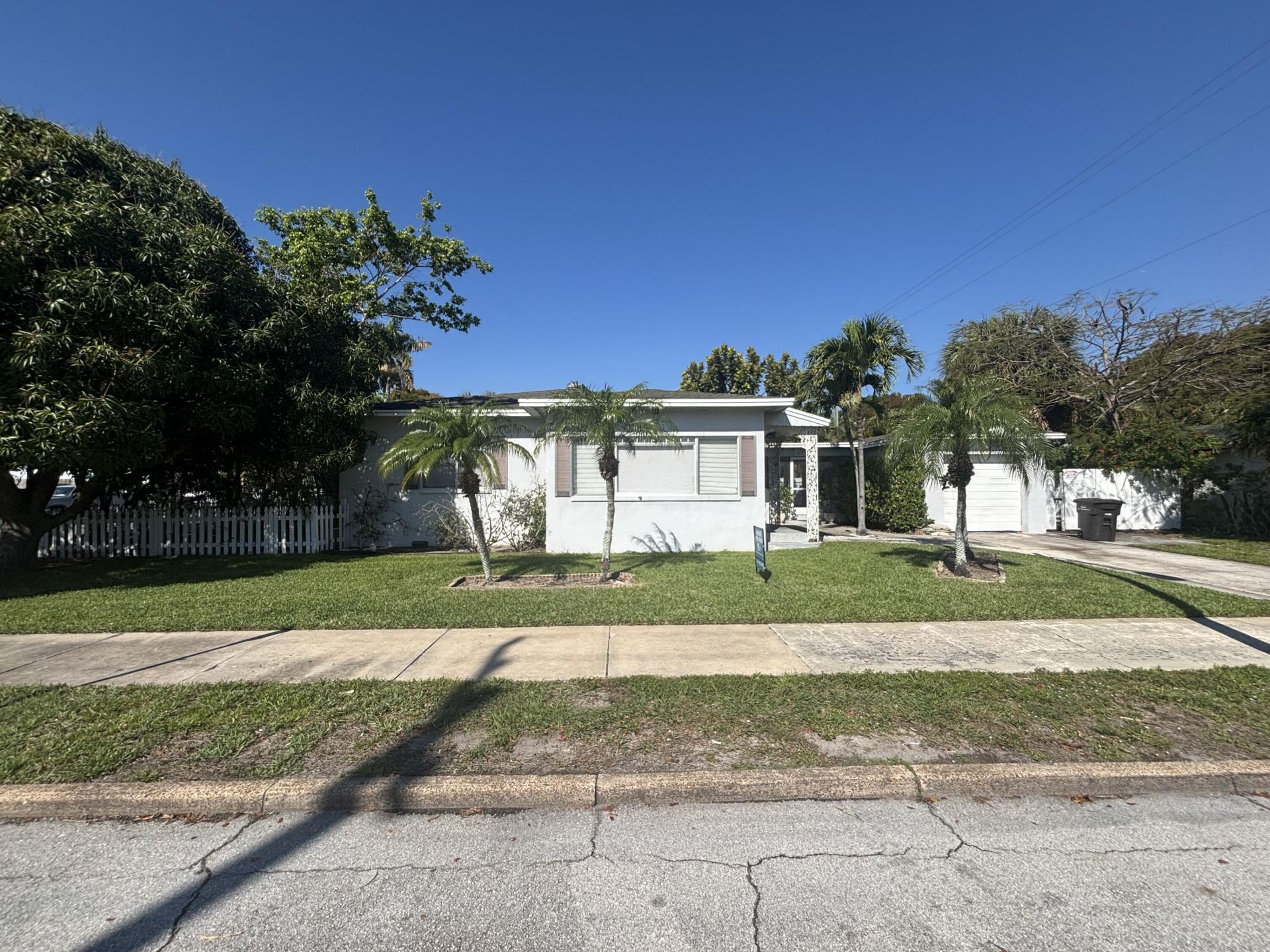 5101 Spruce Avenue, West Palm Beach, FL 33407 Photo