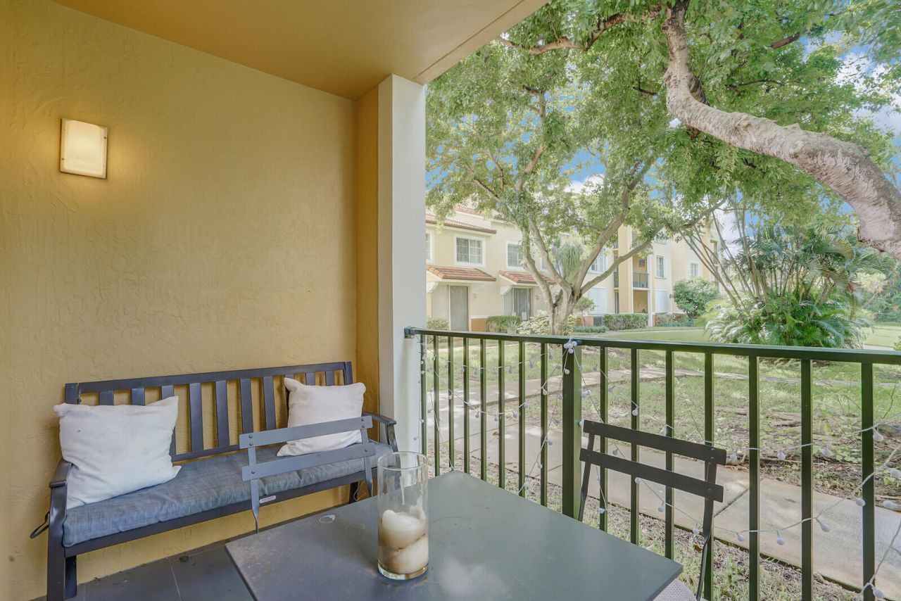 123 Yacht Club Way, Unit 108, Hypoluxo, FL 33462 Photo