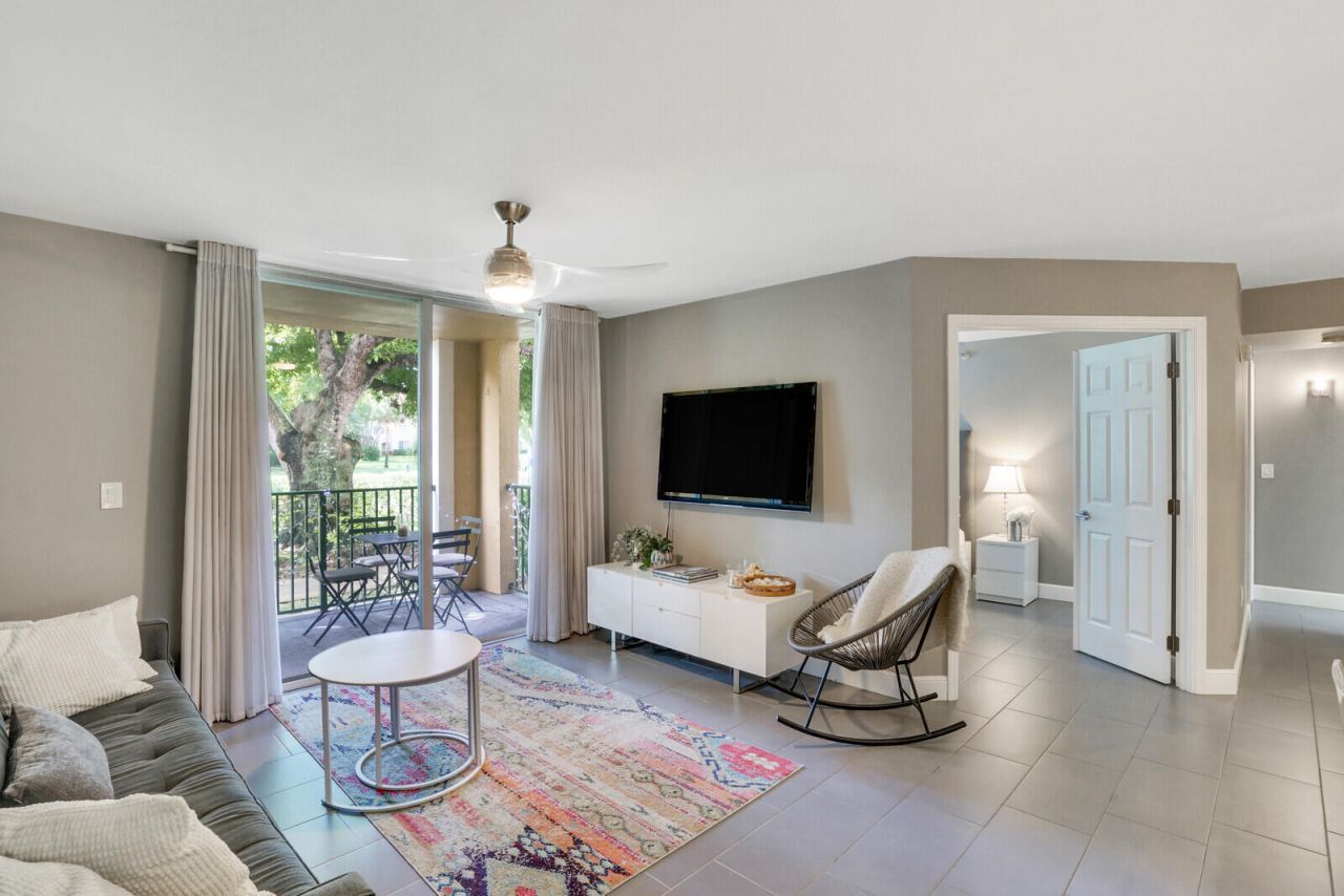 123 Yacht Club Way, Unit 108, Hypoluxo, FL 33462 Photo