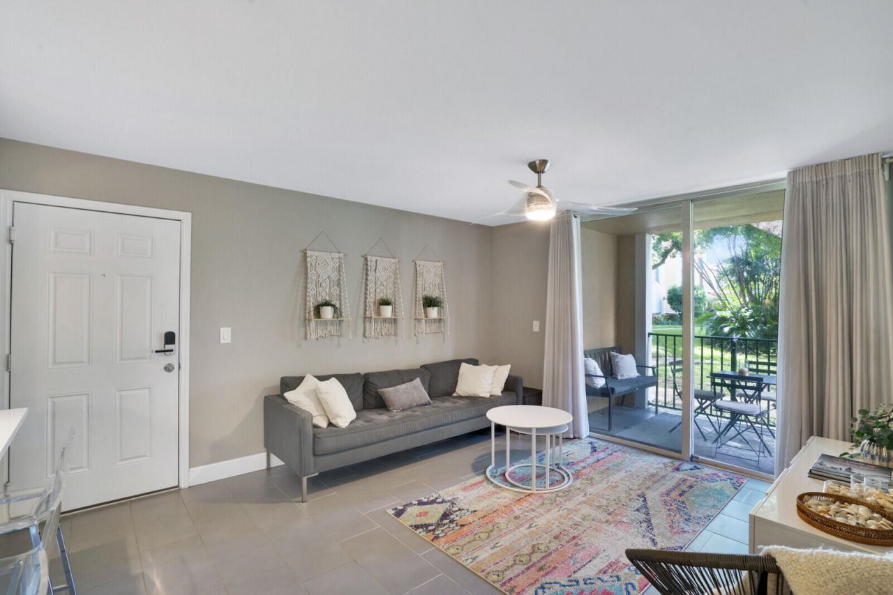 123 Yacht Club Way, Unit 108, Hypoluxo, FL 33462 Photo